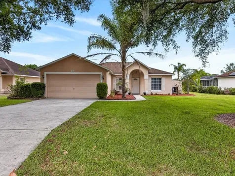 703 Sunridge Woods Boulevard Davenport FL 33837