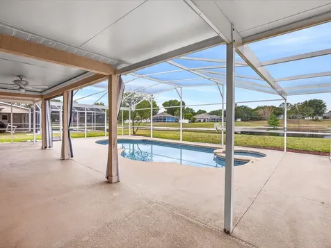 703 Sunridge Woods Boulevard Davenport FL 33837