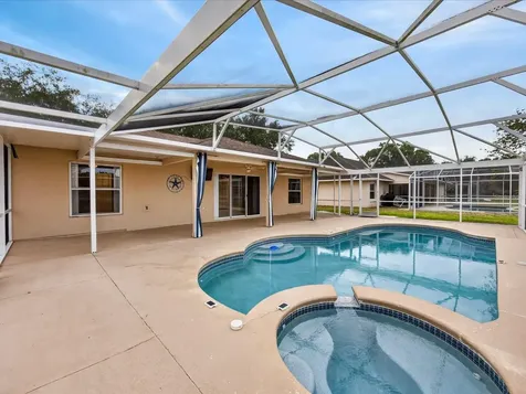 703 Sunridge Woods Boulevard Davenport FL 33837