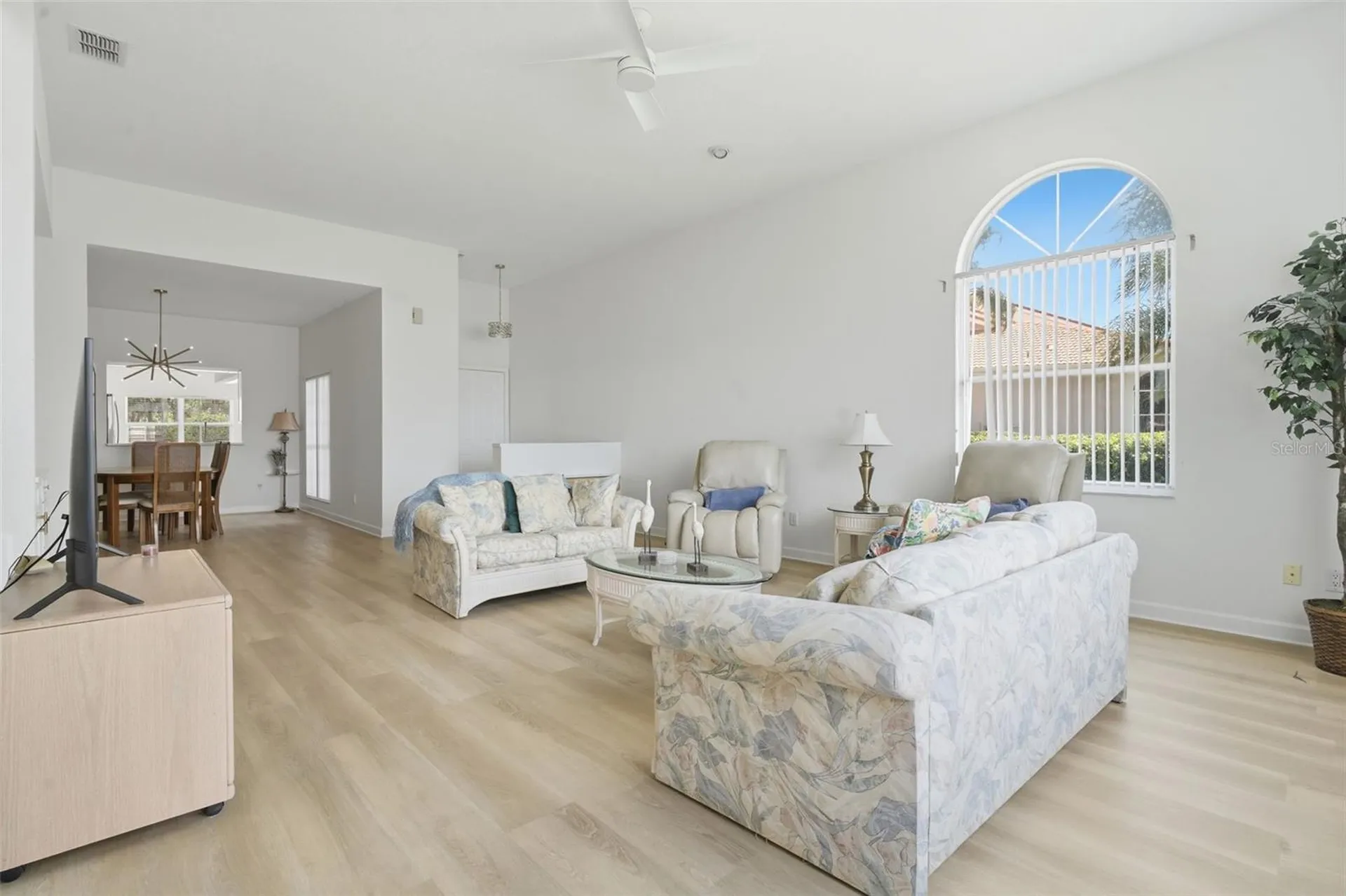 4850 Watervista Drive Orlando FL 32821