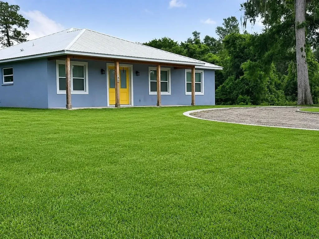 290 Redwood Avenue Orange City FL 32763