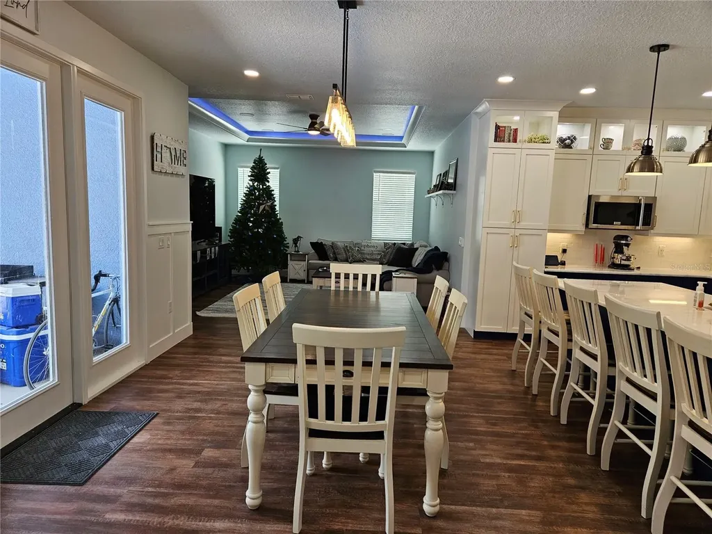 290 Redwood Avenue Orange City FL 32763
