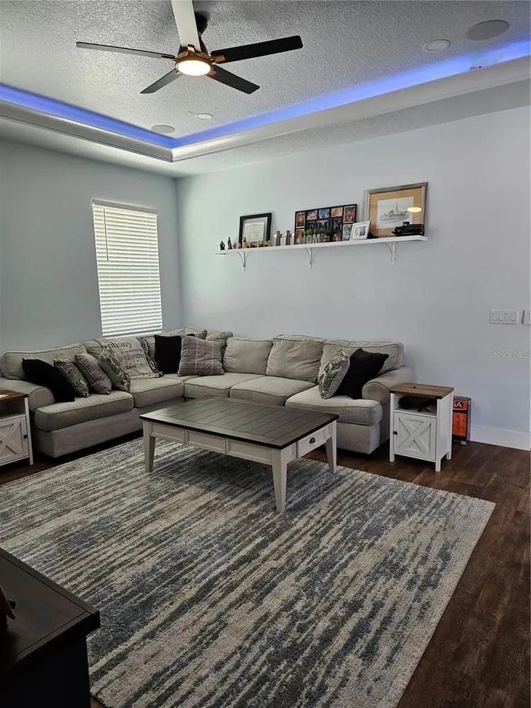 290 Redwood Avenue Orange City FL 32763