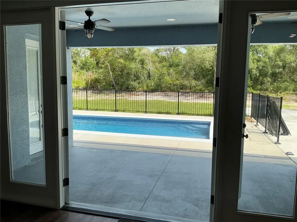 290 Redwood Avenue Orange City FL 32763