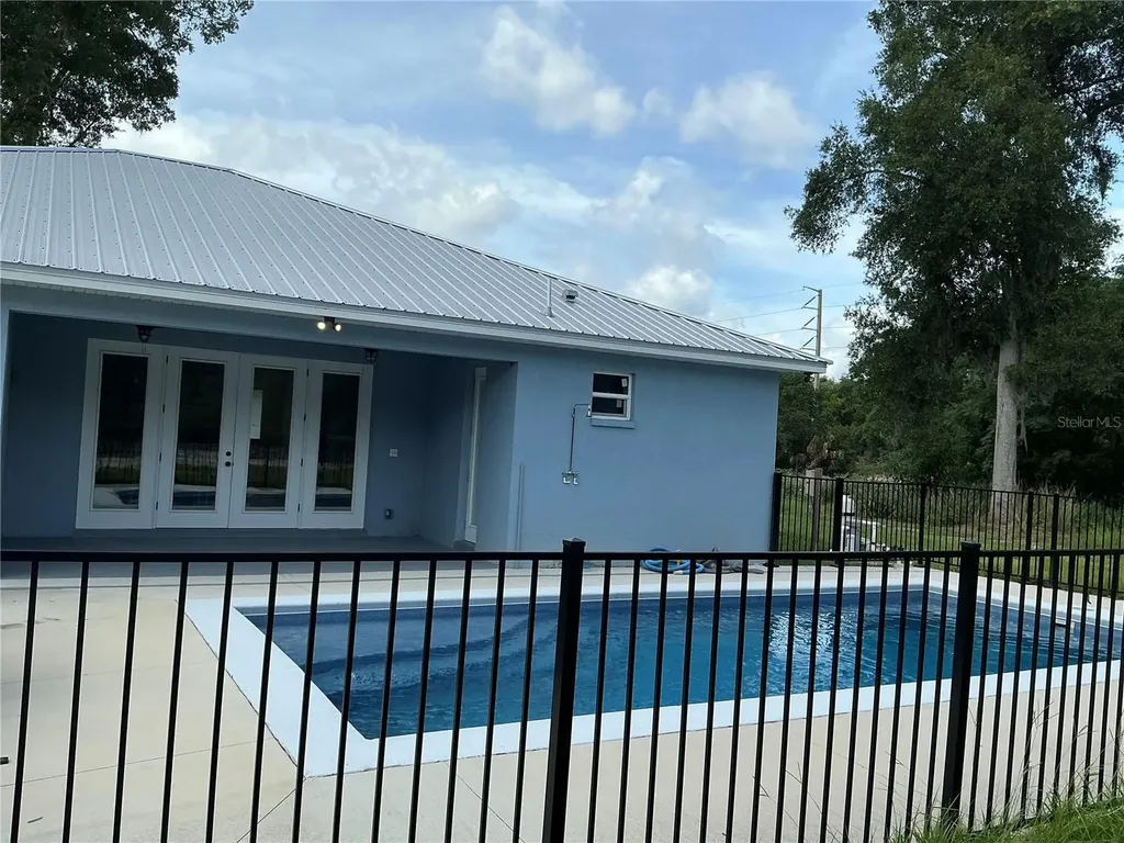 290 Redwood Avenue Orange City FL 32763