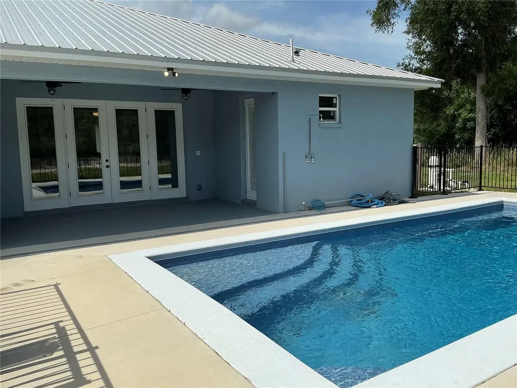 290 Redwood Avenue Orange City FL 32763