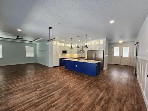 290 Redwood Avenue Orange City FL 32763