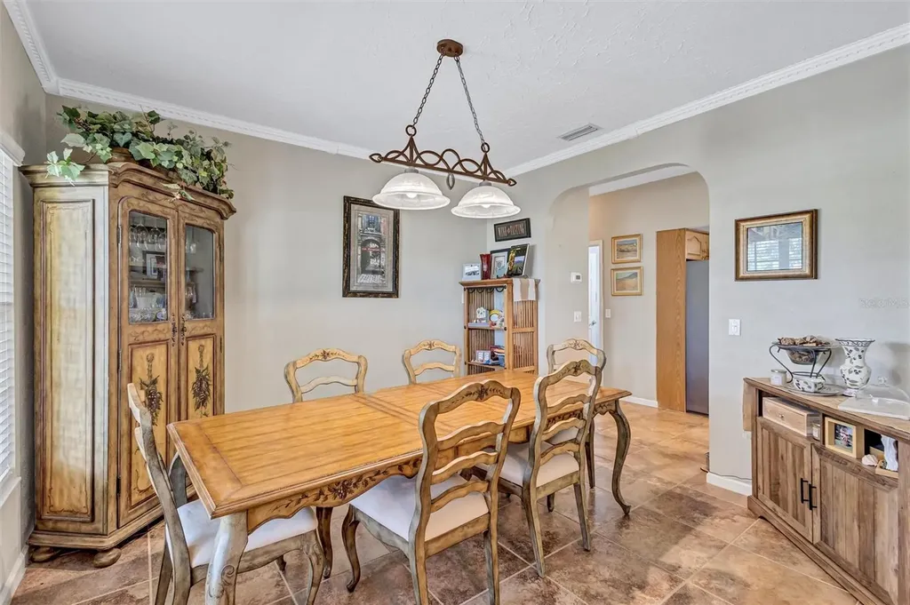 403 131st Street E Bradenton FL 34212