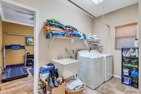 403 131st Street E Bradenton FL 34212