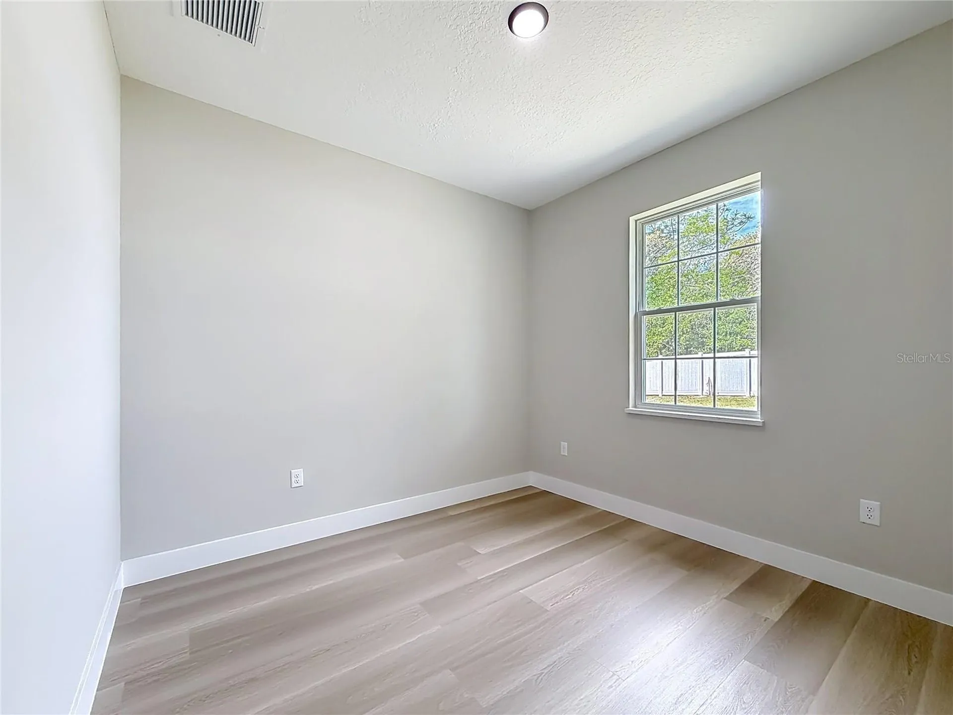 10970 N Dragonis Drive Citrus Springs FL 34433
