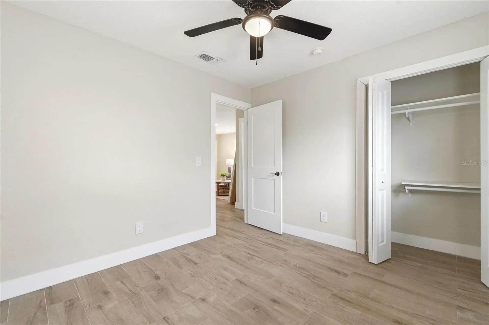 4146 Des Moines Street NE St Petersburg FL 33703