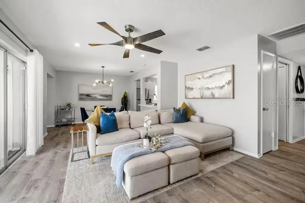 10017 86th Street Seminole FL 33777