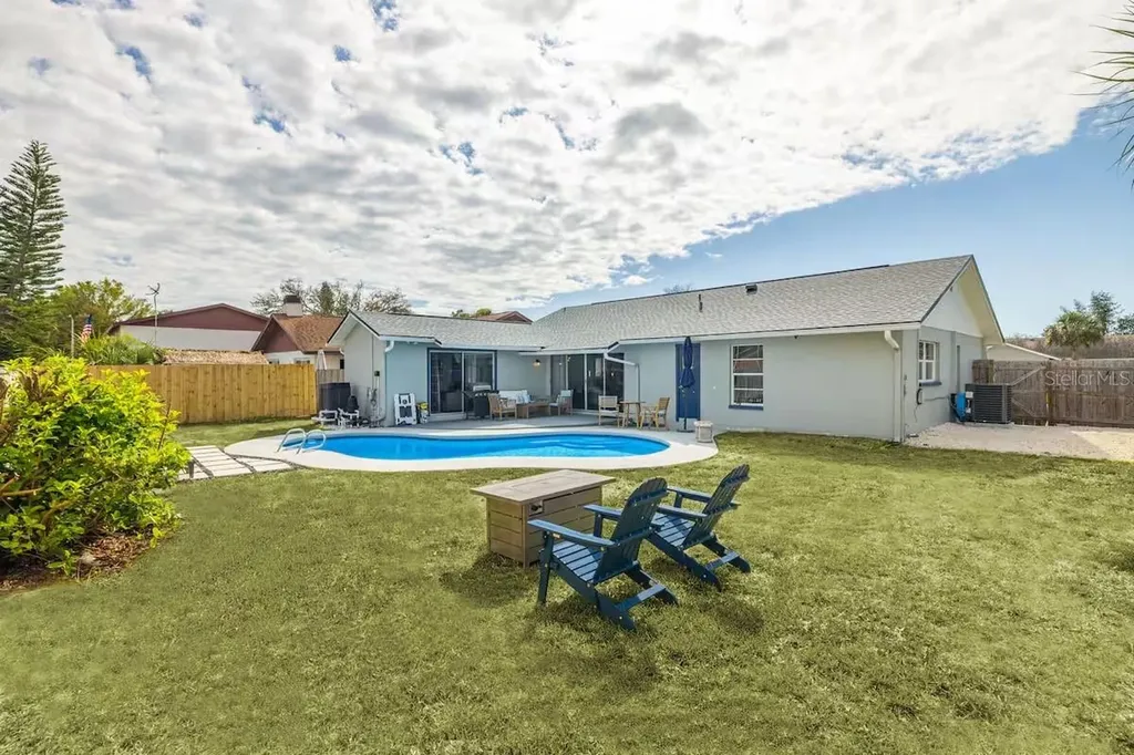 10017 86th Street Seminole FL 33777