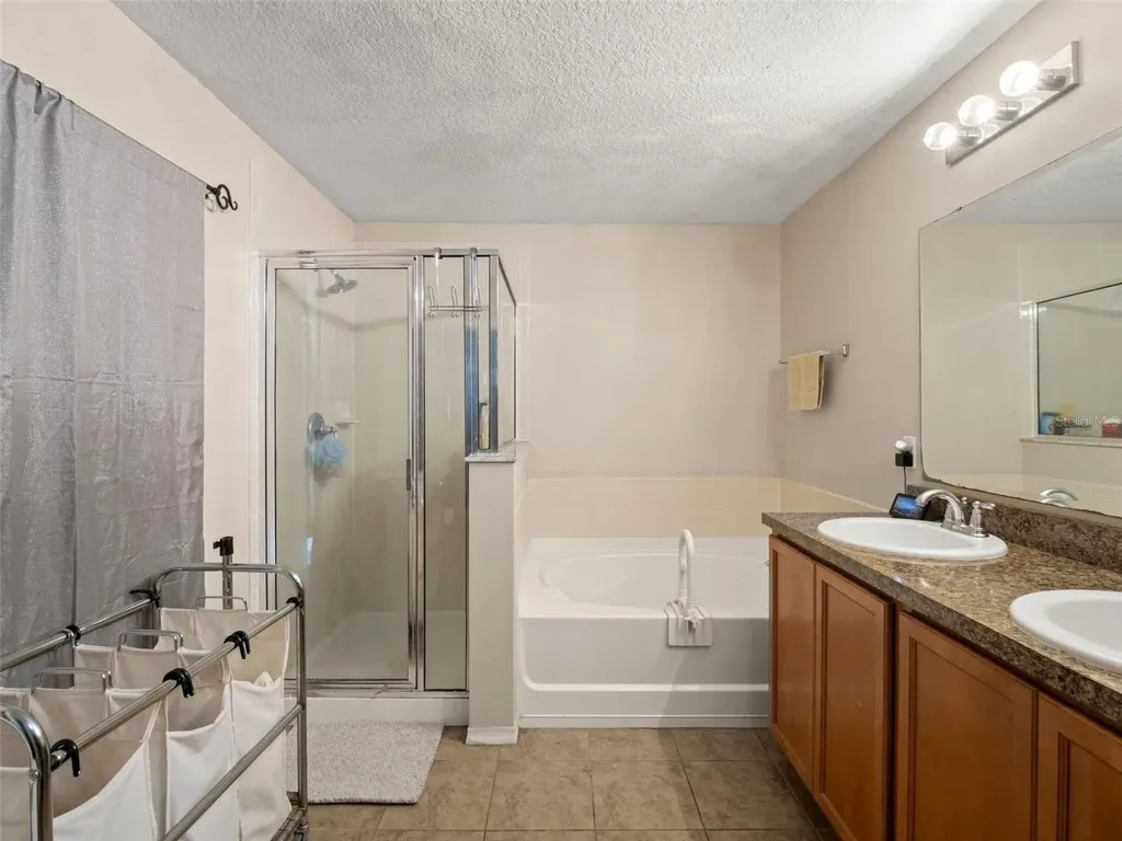2987 Breezy Meadow Road Apopka FL 32712