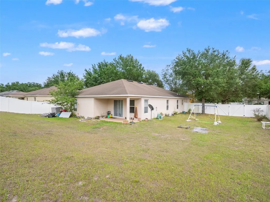 2987 Breezy Meadow Road Apopka FL 32712