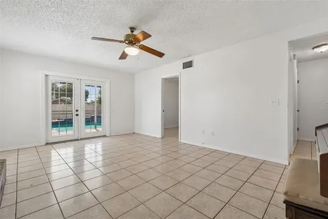 2620 Giant Place Seffner FL 33584