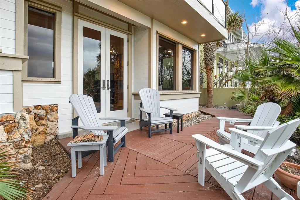 1421 N Atlantic Avenue New Smyrna Beach FL 32169