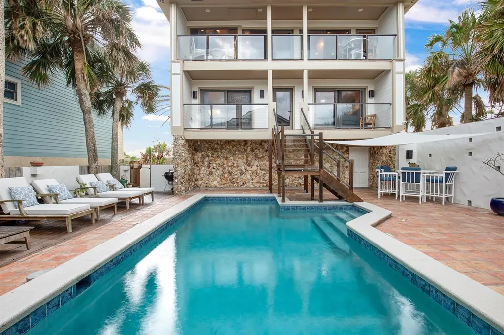1421 N Atlantic Avenue New Smyrna Beach FL 32169