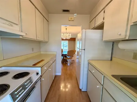 3900 Roxane Boulevard Sarasota FL 34235