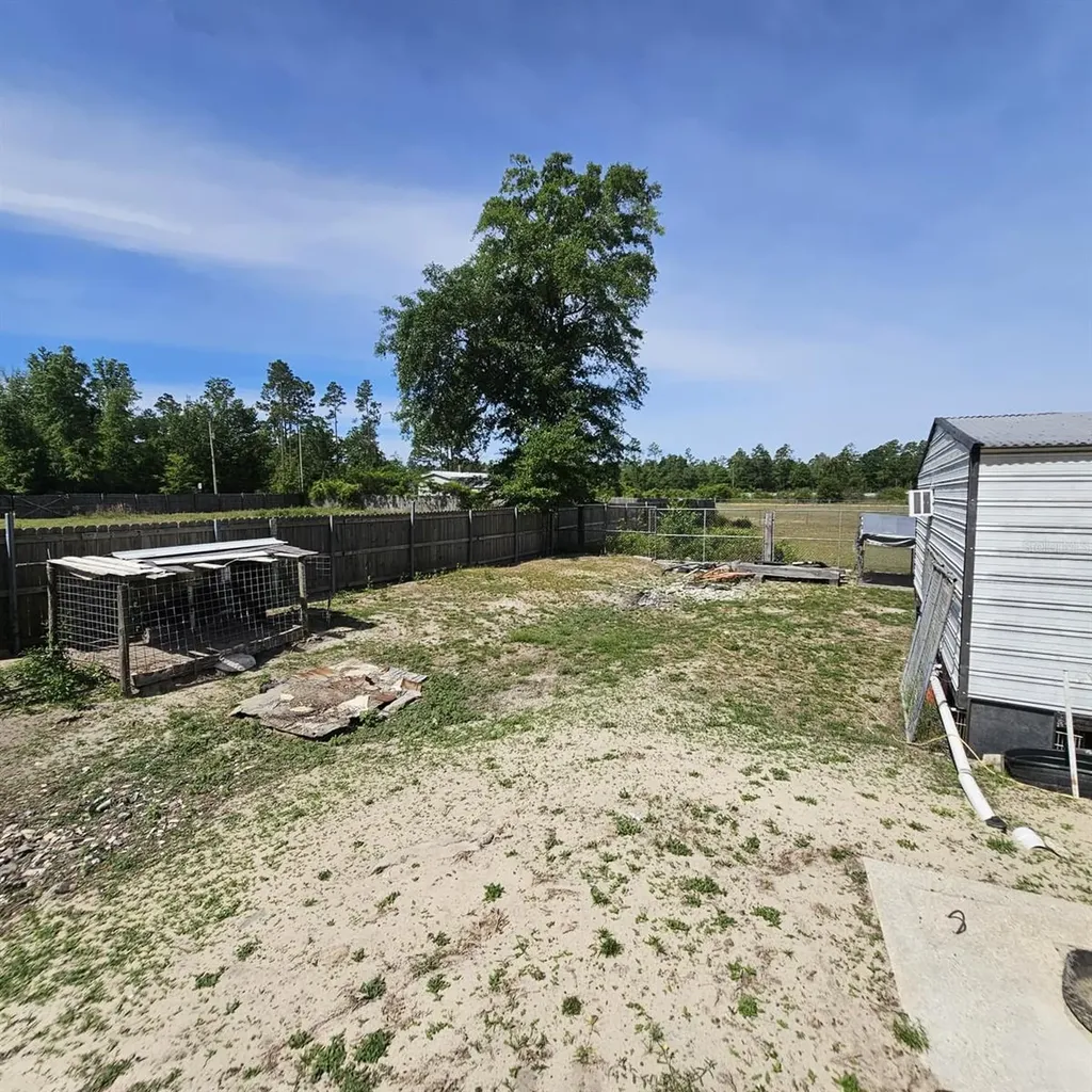 12132 Pineridge Road Fountain FL 32438