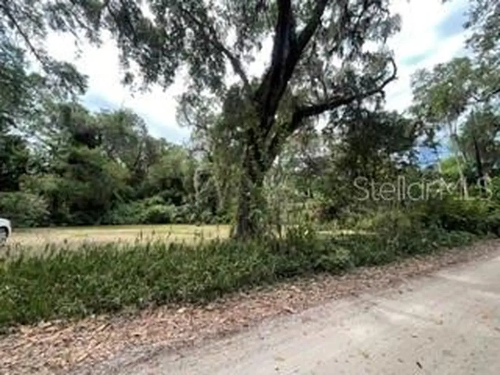 16 Carolina Highway Palm Coast FL 32137