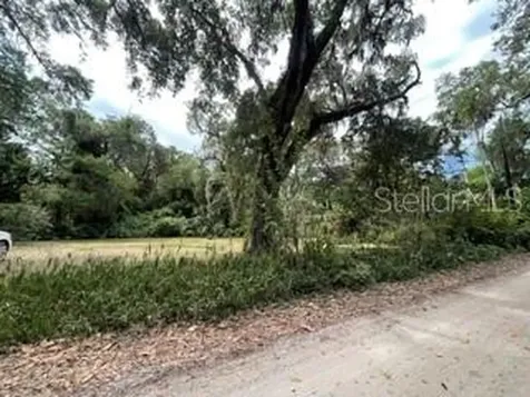 16 Carolina Highway Palm Coast FL 32137