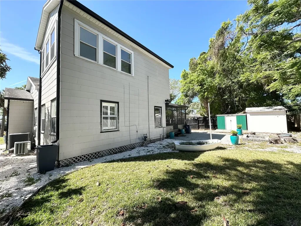 3025 W North A Street Tampa FL 33609