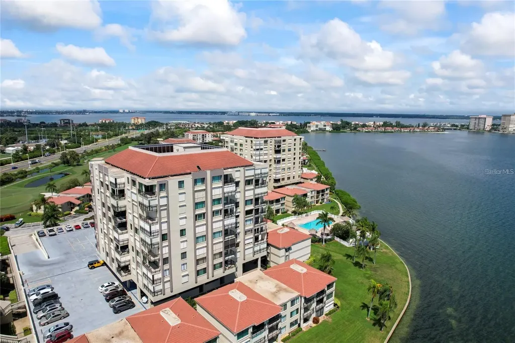 6372 Palma Del Mar Boulevard S St Petersburg FL 33715