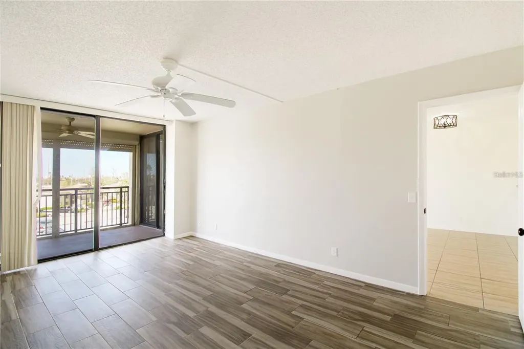 6372 Palma Del Mar Boulevard S St Petersburg FL 33715