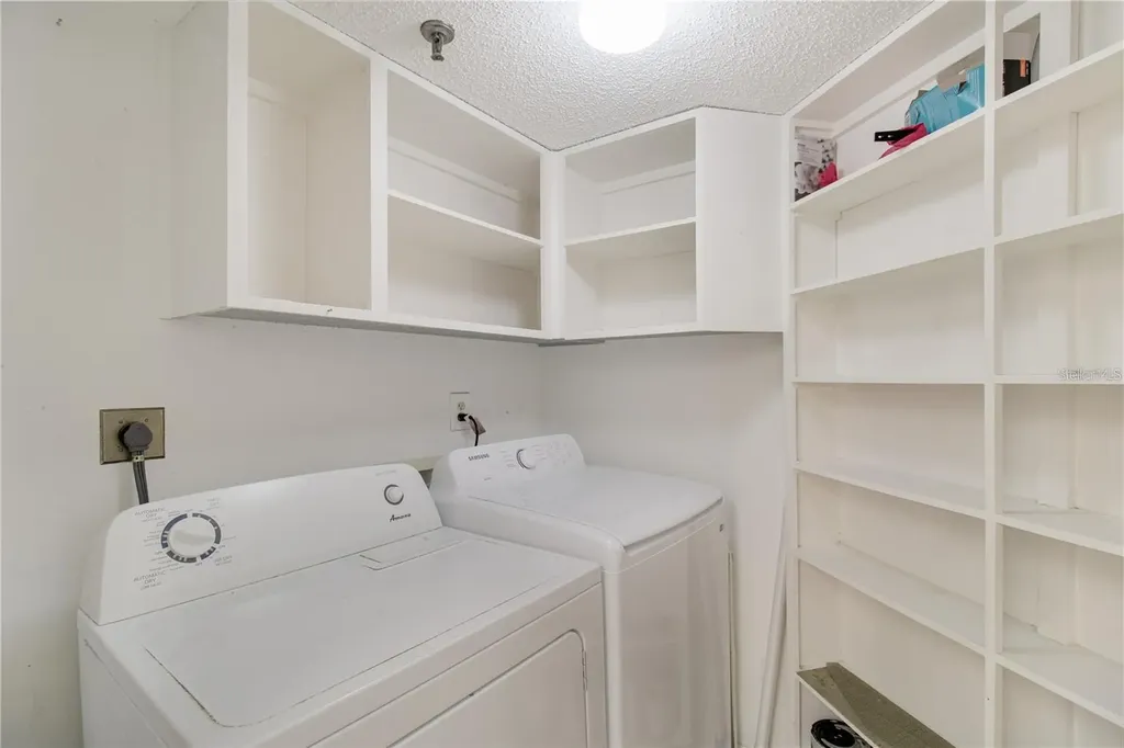 6372 Palma Del Mar Boulevard S St Petersburg FL 33715