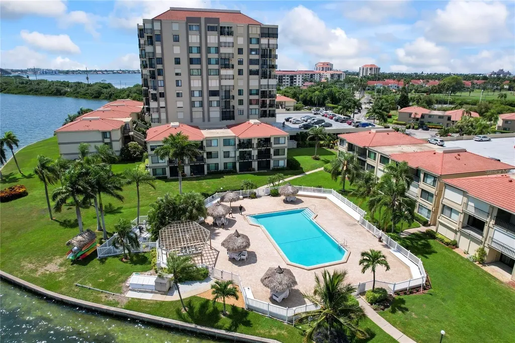 6372 Palma Del Mar Boulevard S St Petersburg FL 33715
