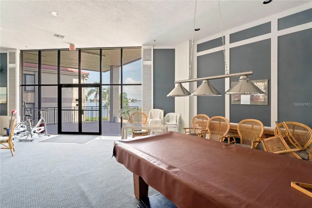 6372 Palma Del Mar Boulevard S St Petersburg FL 33715
