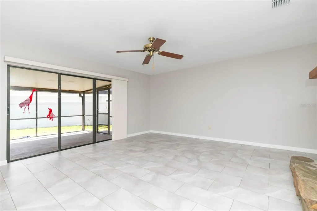 18306 Felspar Way Tampa FL 33647