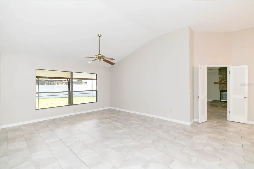 18306 Felspar Way Tampa FL 33647