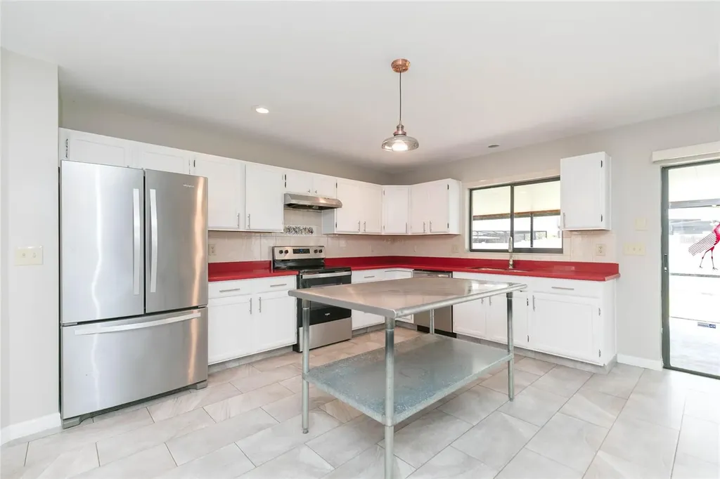 18306 Felspar Way Tampa FL 33647