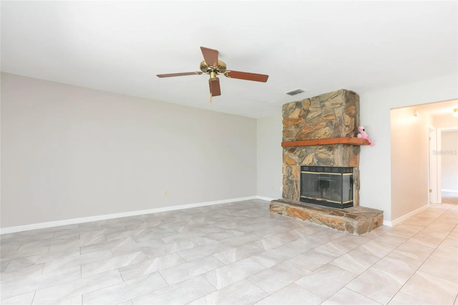 18306 Felspar Way Tampa FL 33647