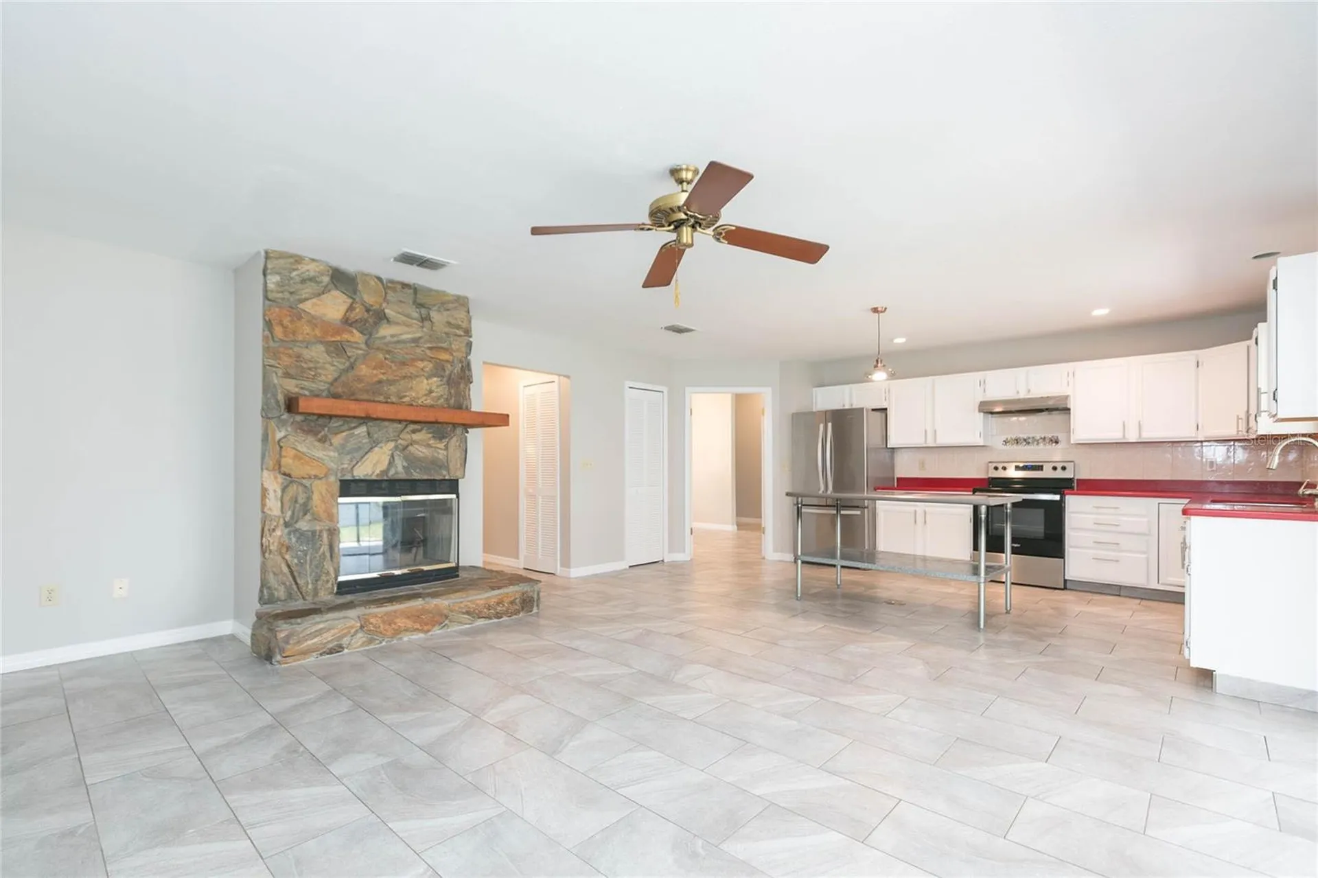 18306 Felspar Way Tampa FL 33647