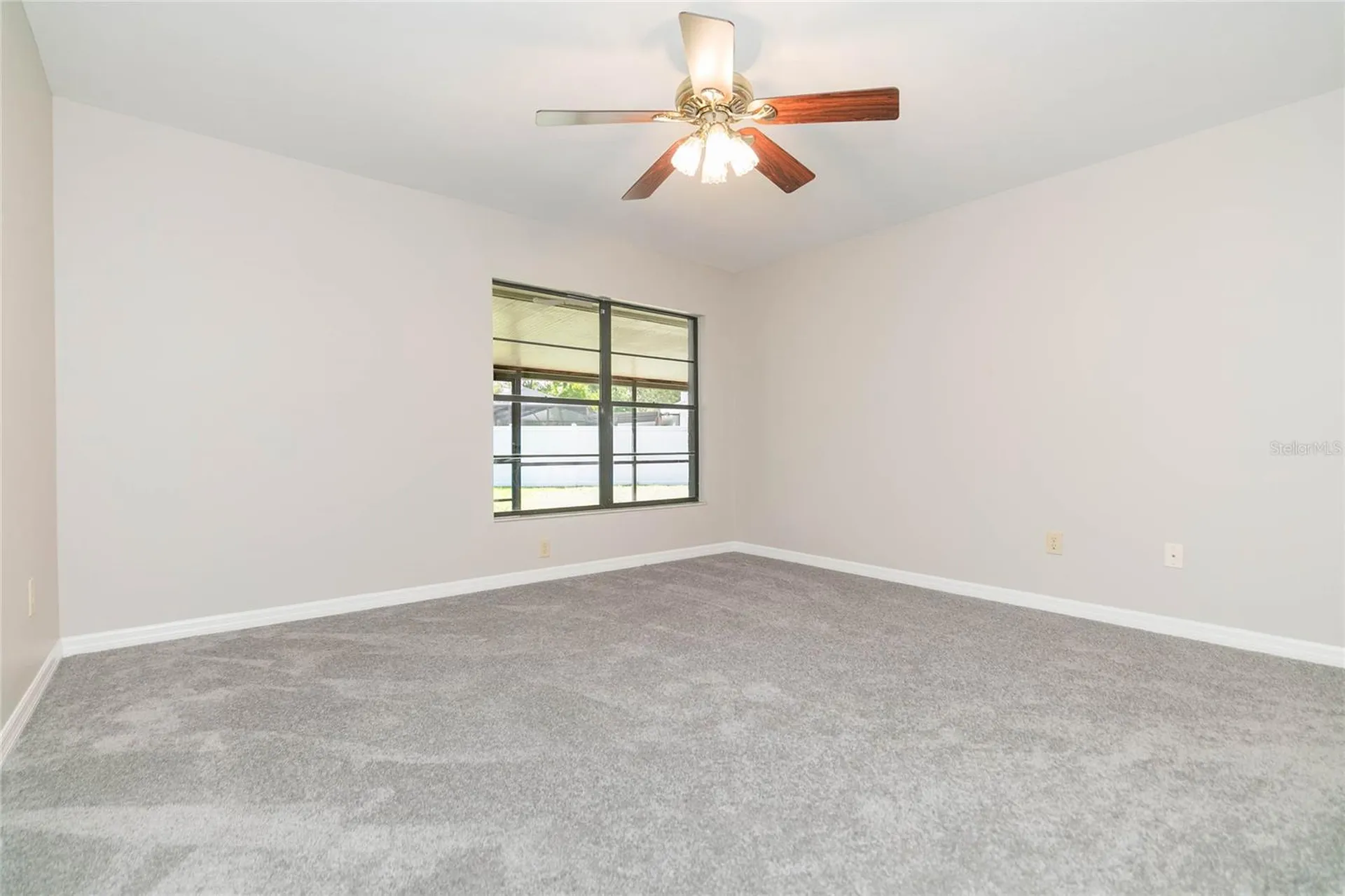 18306 Felspar Way Tampa FL 33647