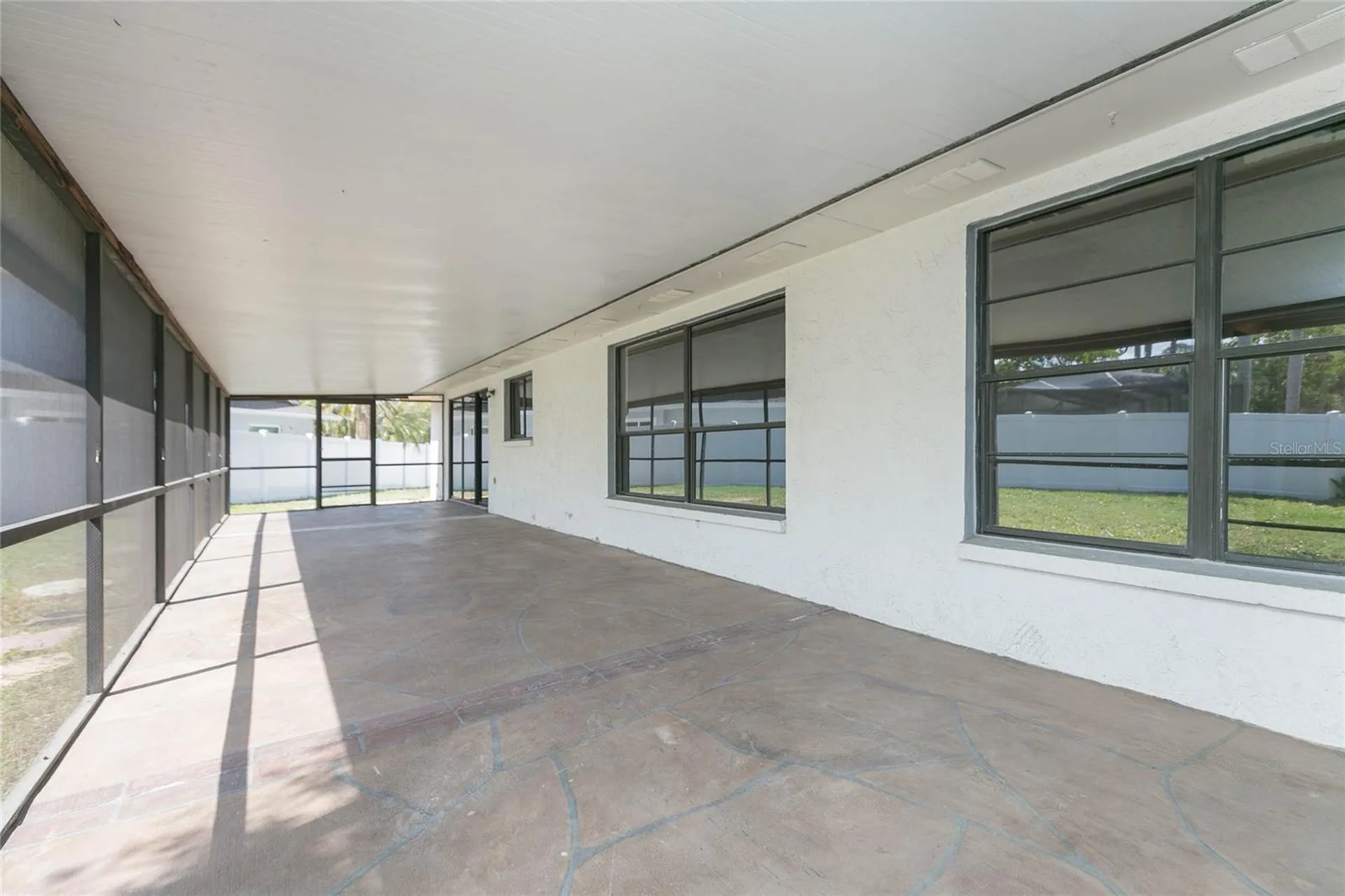 18306 Felspar Way Tampa FL 33647