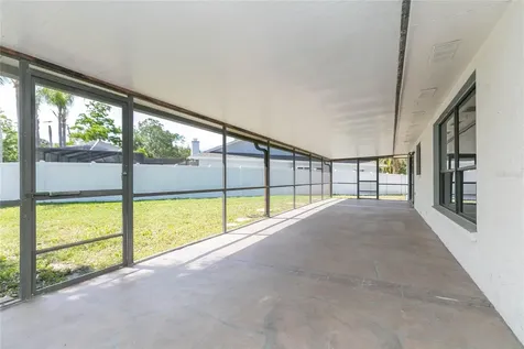 18306 Felspar Way Tampa FL 33647