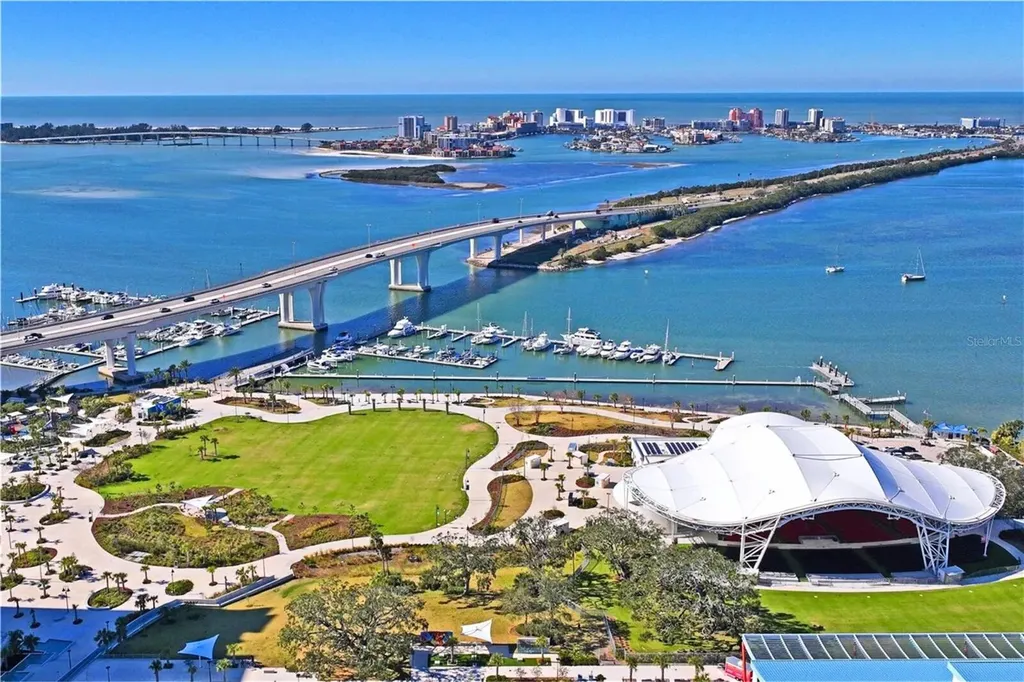 628 Cleveland Street Clearwater FL 33755