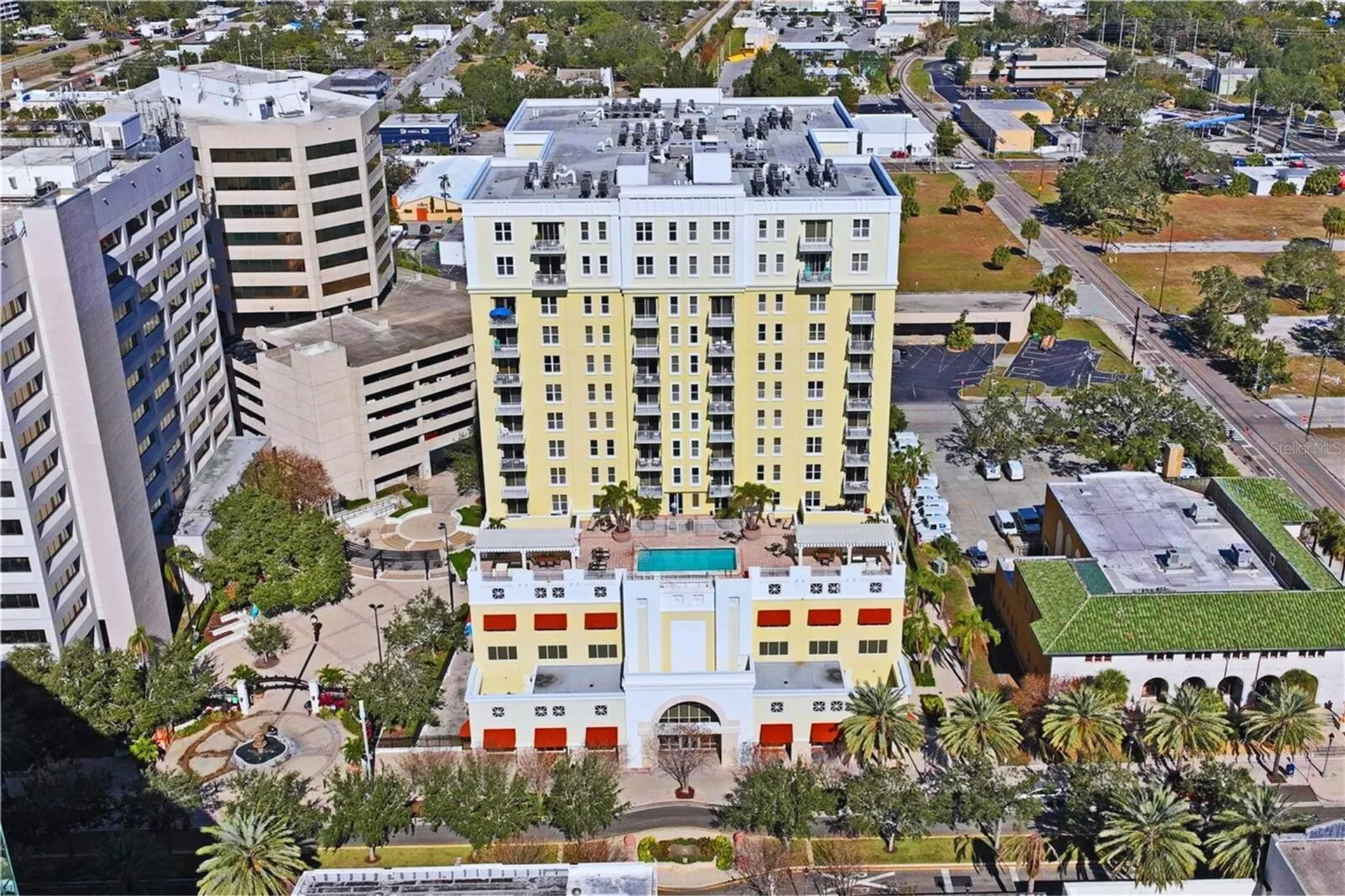 628 Cleveland Street Clearwater FL 33755