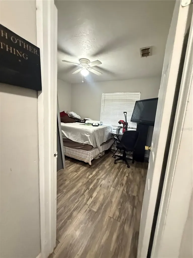 615 SW 11th Lane Gainesville FL 32601