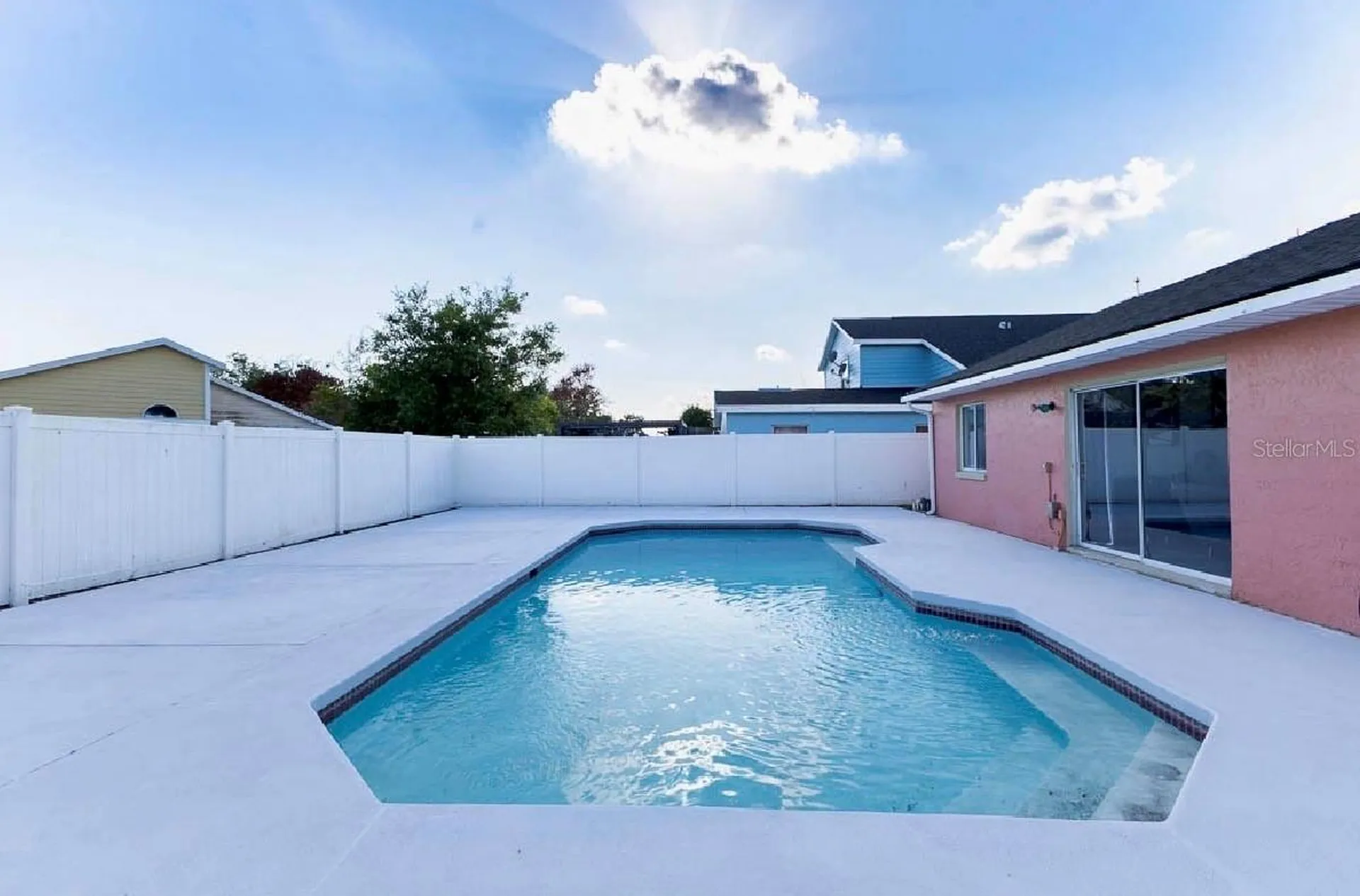 252 Hidden Springs Circle Kissimmee FL 34743