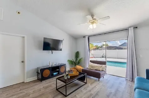 252 Hidden Springs Circle Kissimmee FL 34743
