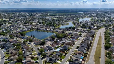 252 Hidden Springs Circle Kissimmee FL 34743