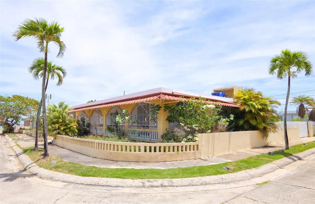D-1 Hatillo Del Mar Hatillo PR 00659