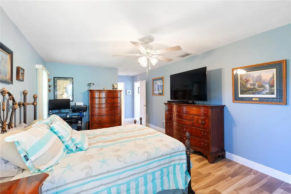 405 Holly Hill Road Oldsmar FL 34677