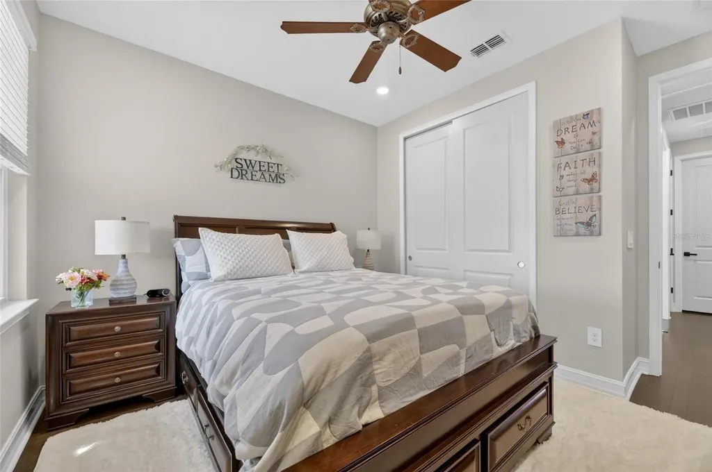1075 Seagrape Drive Ruskin FL 33570