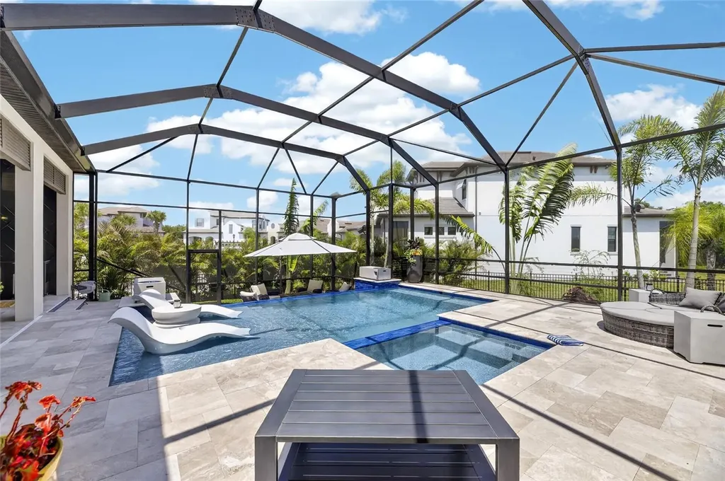 1075 Seagrape Drive Ruskin FL 33570